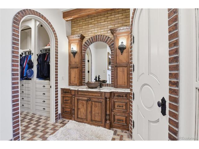 7188 Raphael Ln, Littleton, CO 80125