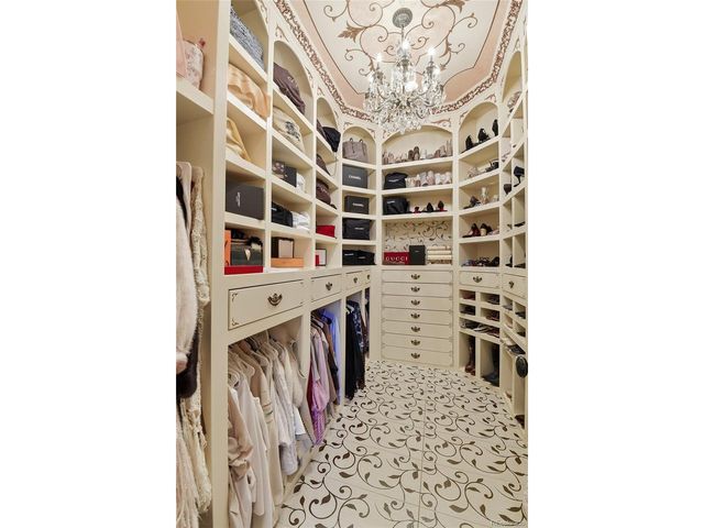 7188 Raphael Ln, Littleton, CO 80125