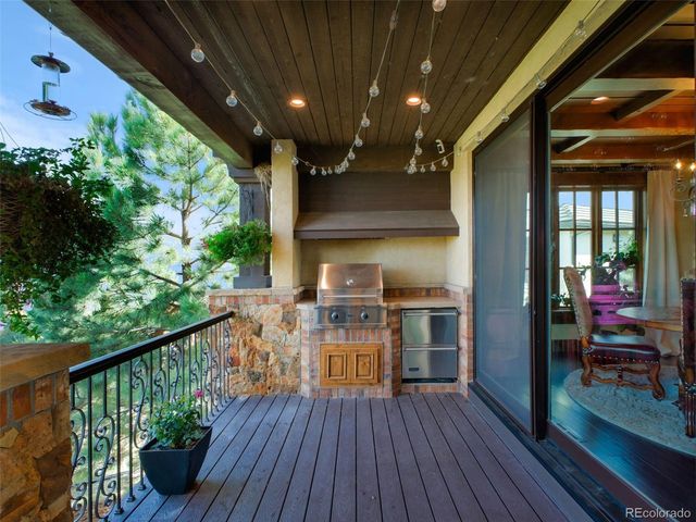 7188 Raphael Ln, Littleton, CO 80125