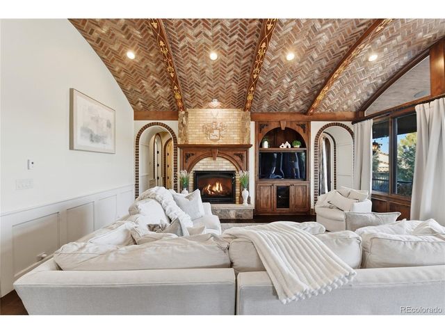 7188 Raphael Ln, Littleton, CO 80125