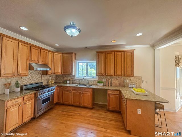 15 Tavern Rock Road, Stratford, CT 06614