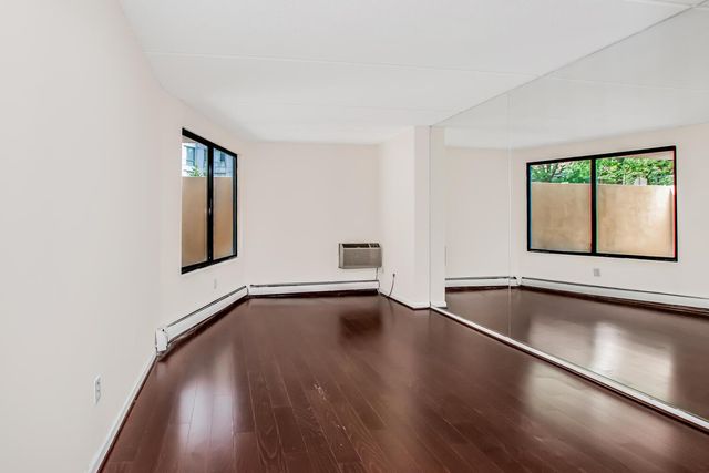 1155 warburton Avenue 1H, Yonkers, NY 10701