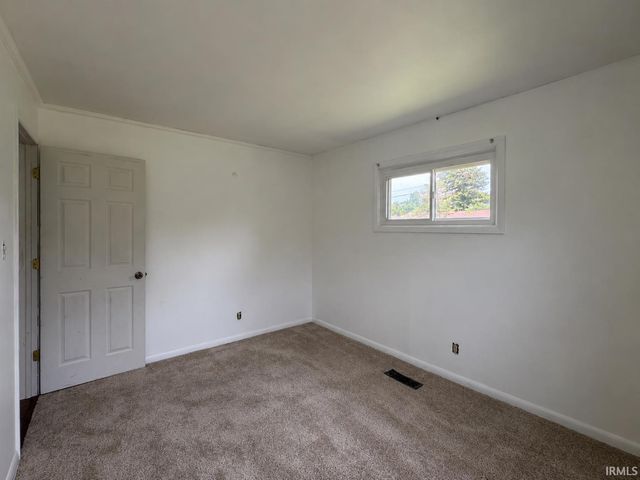 2815 29Th Street, Bedford, IN 47421