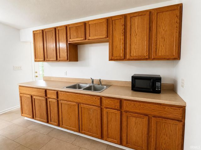 2815 29Th Street, Bedford, IN 47421