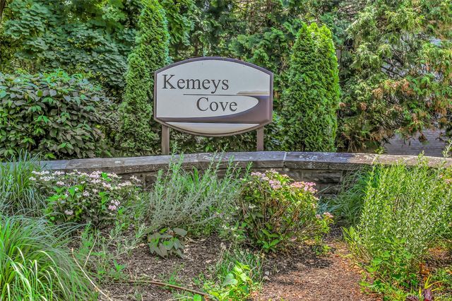 310 Kemeys Cove 3-10, Briarcliff Manor, NY 10510