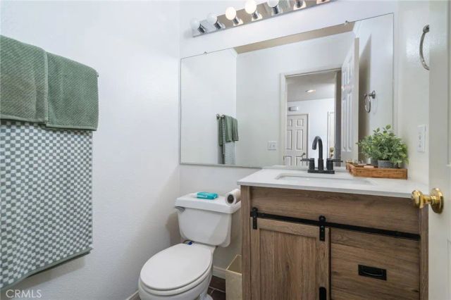 3707 Calle Curacso, Riverside, CA 92503