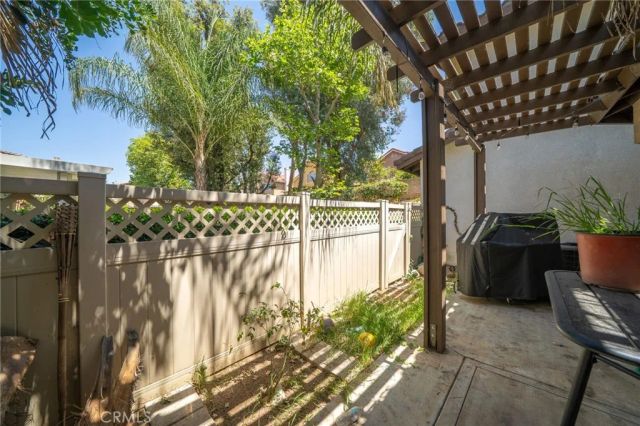 3707 Calle Curacso, Riverside, CA 92503