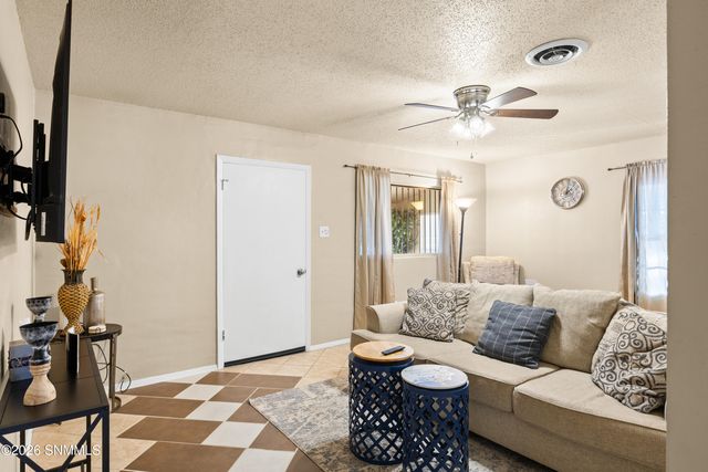1839 Paxton Street, Las Cruces, NM 88001