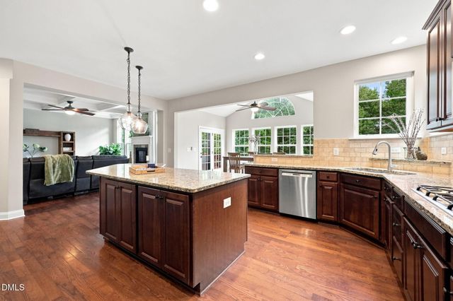 2049 Pineola Bog Trail, Apex, NC 27502