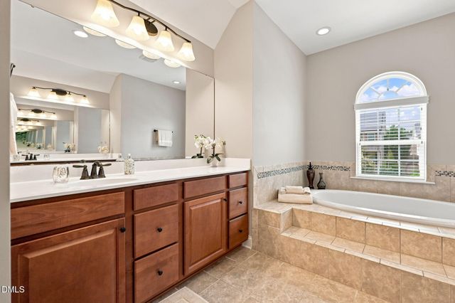 2049 Pineola Bog Trail, Apex, NC 27502