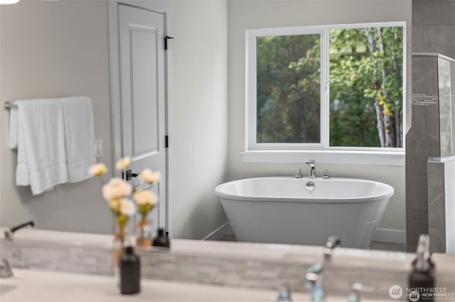 11202 79th Avenue Ct SW, Lakewood, WA 98498