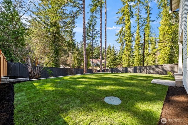 11202 79th Avenue Ct SW, Lakewood, WA 98498