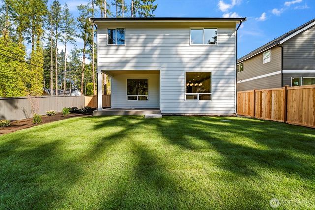 11202 79th Avenue Ct SW, Lakewood, WA 98498