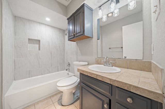 3826 Jewel Street, Sachse, TX 75048
