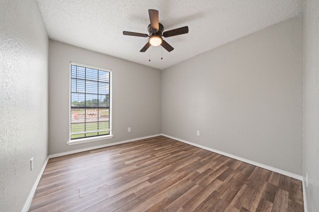 3826 Jewel Street, Sachse, TX 75048