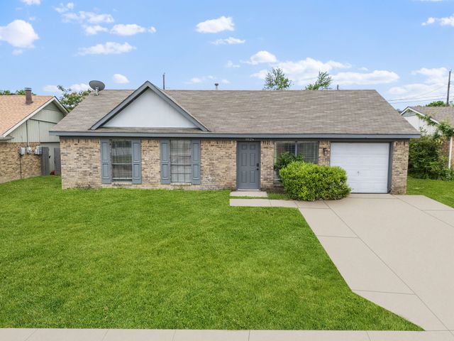 3826 Jewel Street, Sachse, TX 75048