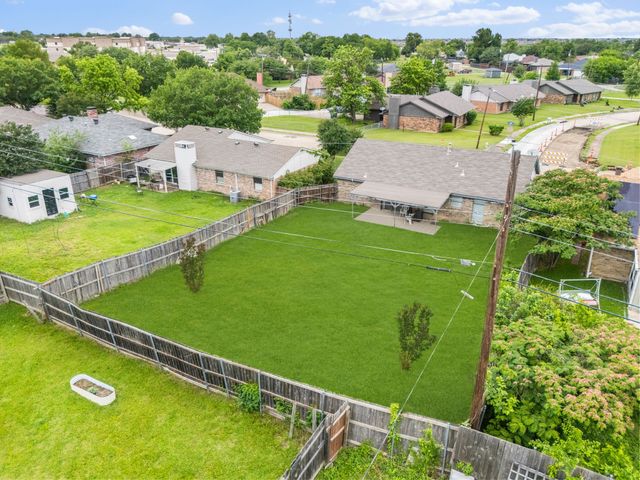 3826 Jewel Street, Sachse, TX 75048