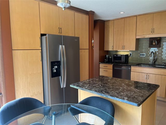 1506 Olde Hickory Lane, Coralville, IA 52241