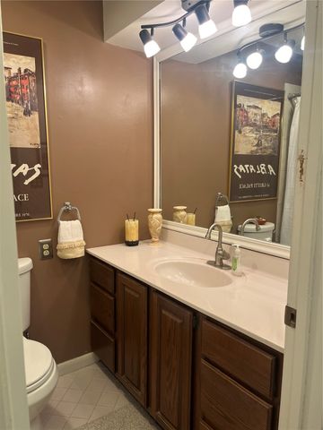 1506 Olde Hickory Lane, Coralville, IA 52241