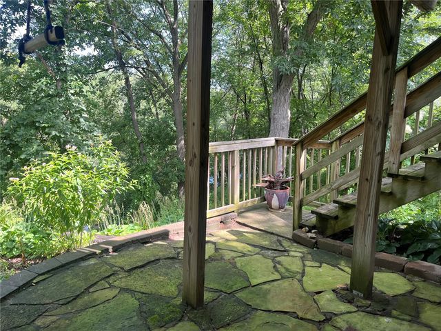 1506 Olde Hickory Lane, Coralville, IA 52241