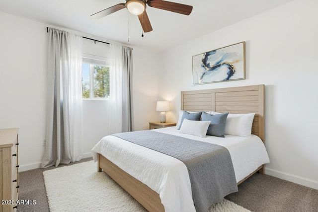 1052 W ELNA RAE Street, Tempe, AZ 85281