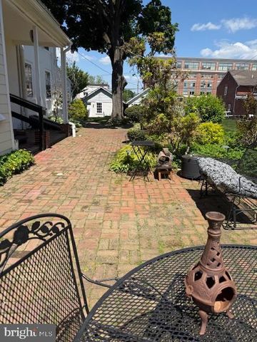 335 W MINER ST, West Chester, PA 19382