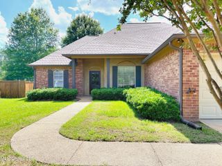 623 Chambord Drive, Brandon, MS 39042