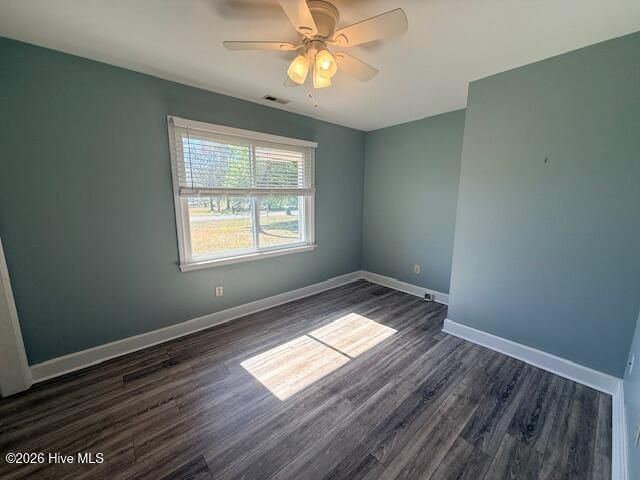 402 Crestwood Drive, Newport, NC 28570