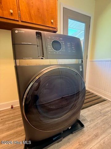 402 Crestwood Drive, Newport, NC 28570