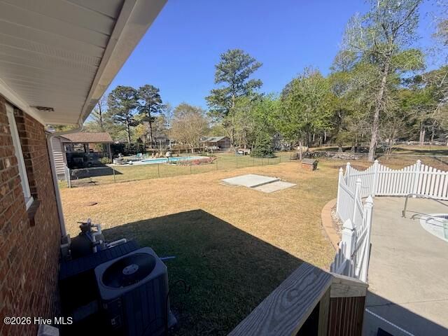 402 Crestwood Drive, Newport, NC 28570