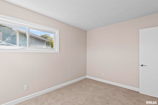 6 EVERGREEN Court, Springfield, IL 62704