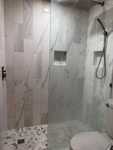 2 Francis Unit A, Charleston, SC 29403