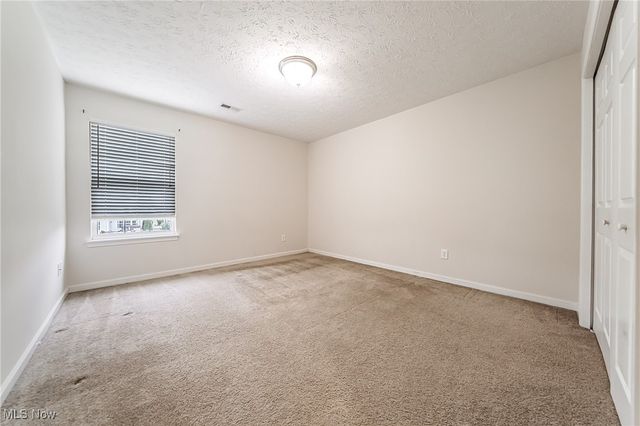 9094 Franklin Drive, North Ridgeville, OH 44039