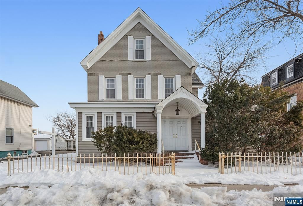 118 Hudson Street, Hackensack, NJ 07601