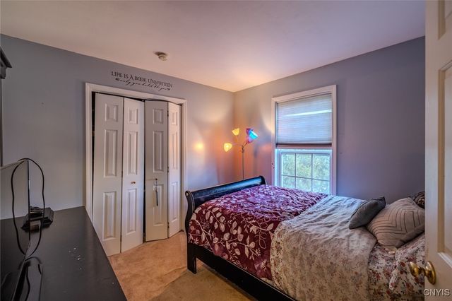 5101 Old Barn Road, Clay, NY 13041