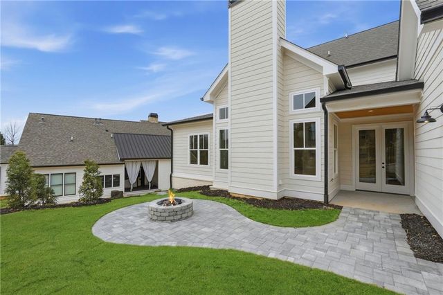 147 Blue Heron Bluff, Dawsonville, GA 30534