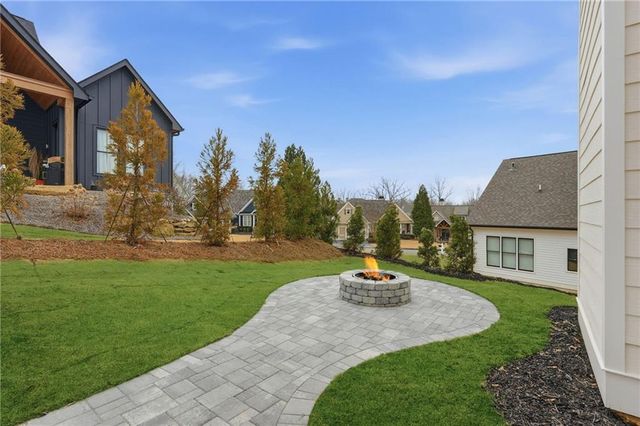 147 Blue Heron Bluff, Dawsonville, GA 30534