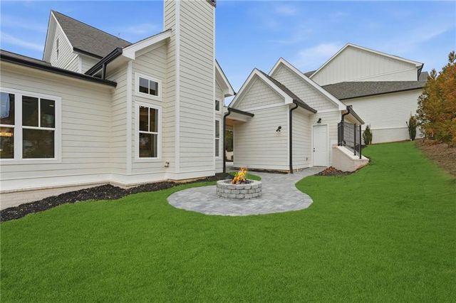 147 Blue Heron Bluff, Dawsonville, GA 30534