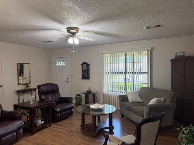 20 Independence, White Hall, AR 71602