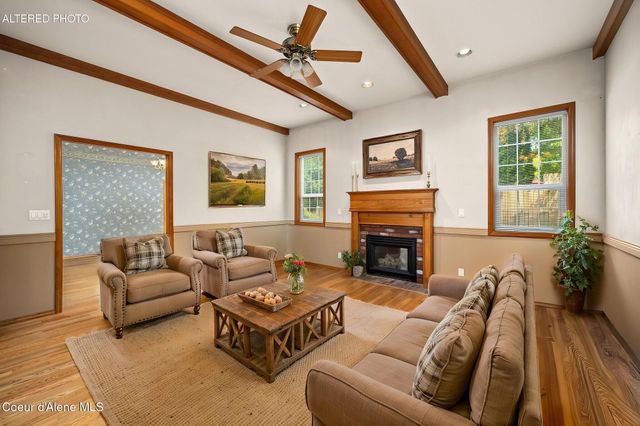 8378 N Uplands DR, Hayden, ID 83835
