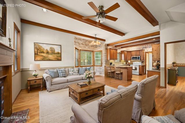 8378 N Uplands DR, Hayden, ID 83835