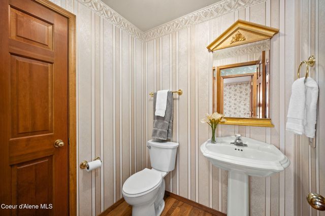 8378 N Uplands DR, Hayden, ID 83835