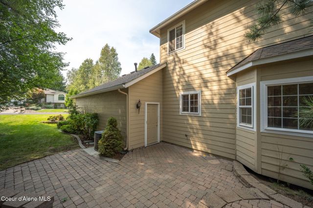 8378 N Uplands DR, Hayden, ID 83835