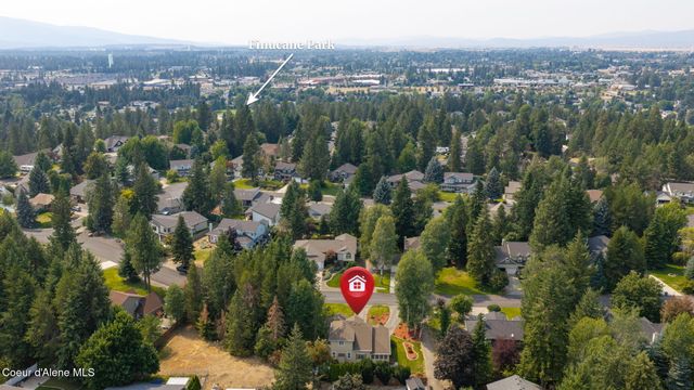 8378 N Uplands DR, Hayden, ID 83835