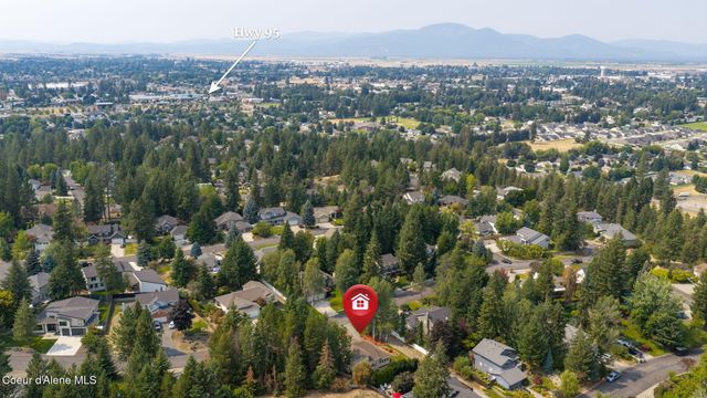 8378 N Uplands DR, Hayden, ID 83835