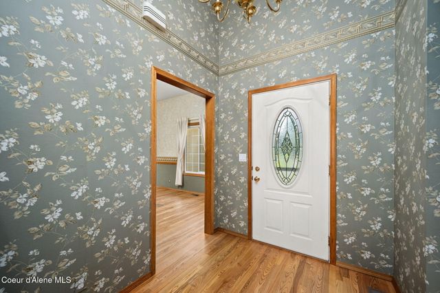 8378 N Uplands DR, Hayden, ID 83835