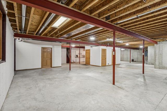 11571 41st AVENUE, Pleasant Prairie, WI 53158