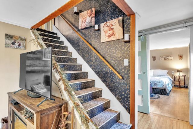 1282 Calais Road, Marshfield, VT 05658