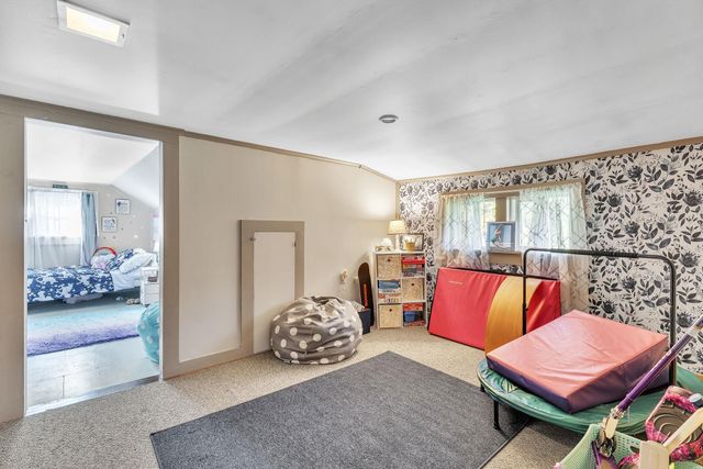 1282 Calais Road, Marshfield, VT 05658