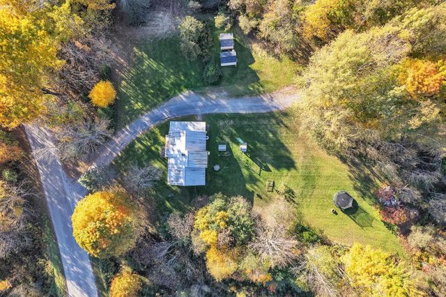 1282 Calais Road, Marshfield, VT 05658